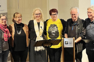 Kaffee & Kunst - Alice im Männerwunderland