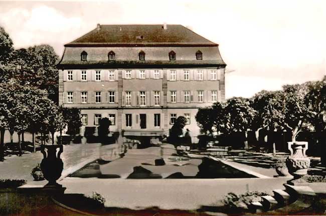 Abendserenade im Garten am Barockschloss